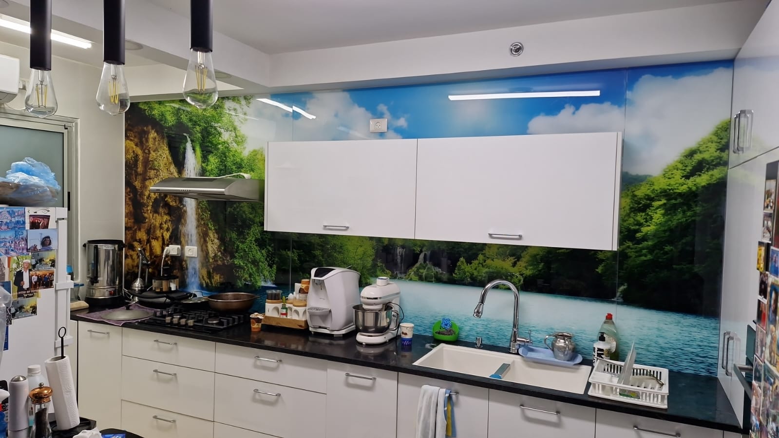 חיפויים מזכוכית